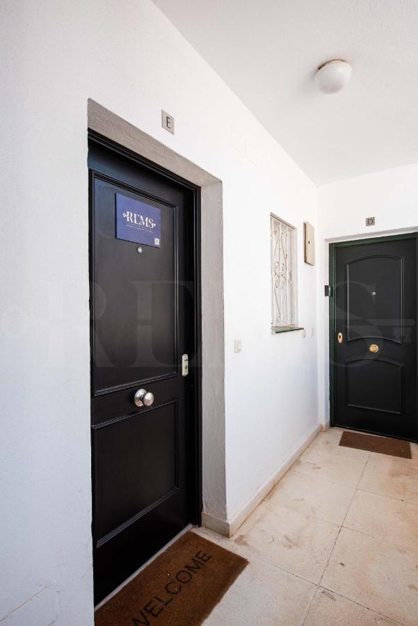 Apartamento Sunny & Modern - Center By Rems