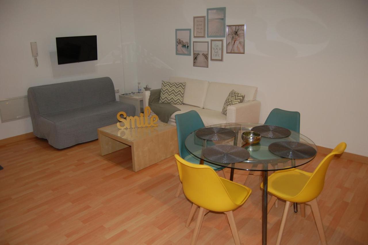 Amplio Estudio En Centro Y Playa Victoria 13 Apartamento *
