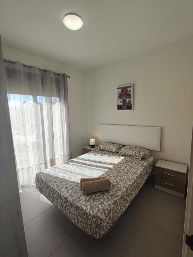 Piso Completo Para 4 Personas -parking Gratuito Apartamento Málaga