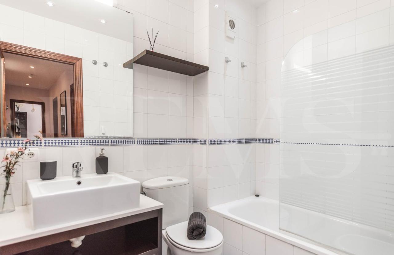 Inviting In The Heart Of By Rems Apartamento