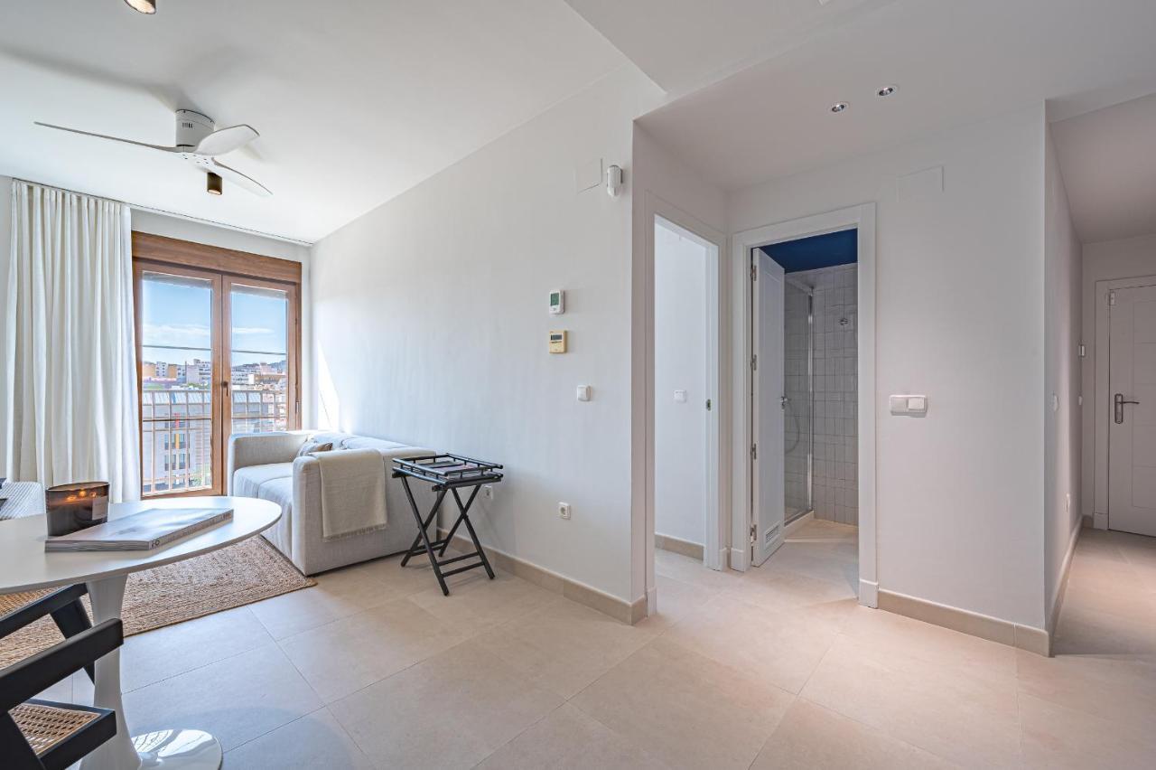 Centro Terraza Rosaleda Apartment *