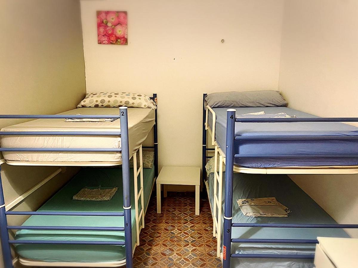 Cathedral Centro Hostal *