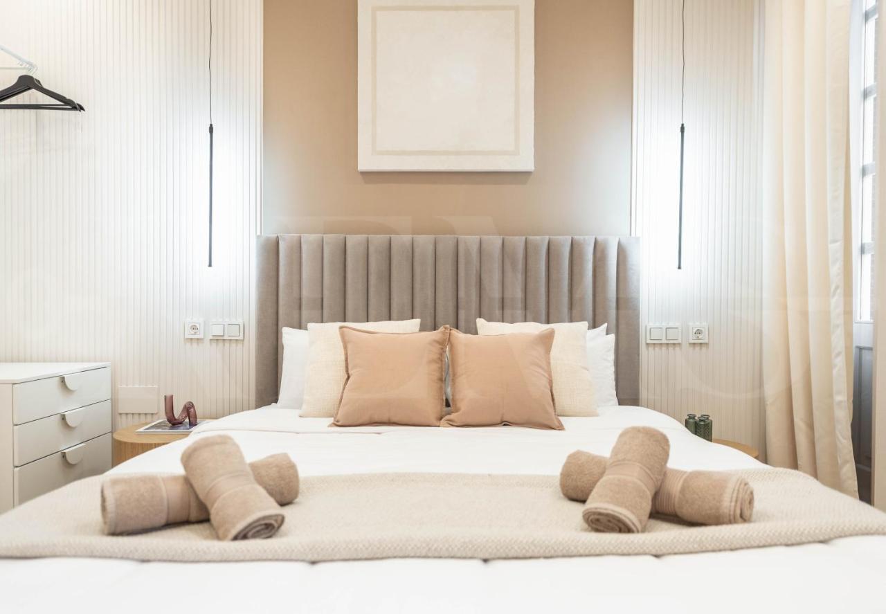 Sophisticated With Balcony & Views By Rems Apartamento