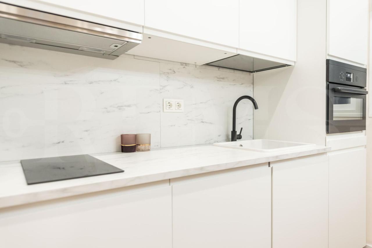 Sophisticated With Balcony & Views By Rems Apartamento Málaga