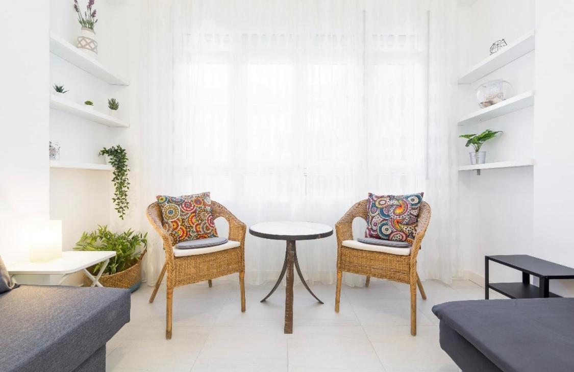 Homes Santa Lucia Apartamento *