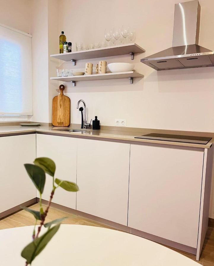 Apartment Brandnew Beachfront *