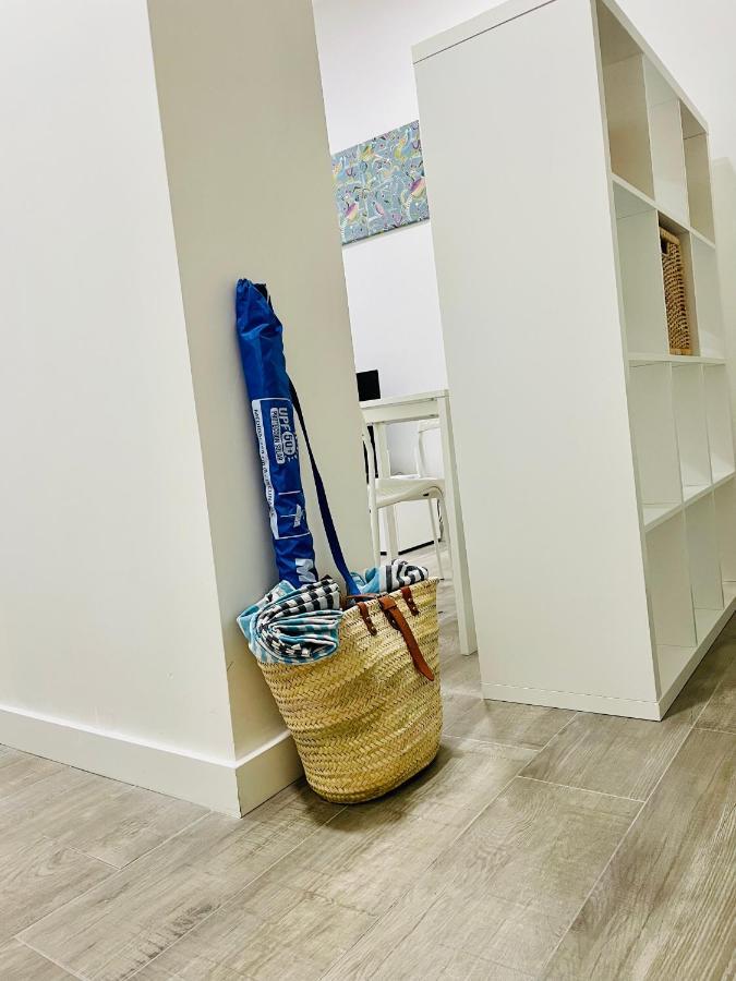 Apartamento Bien Ubicado, Completo Y Nuevo P7 *