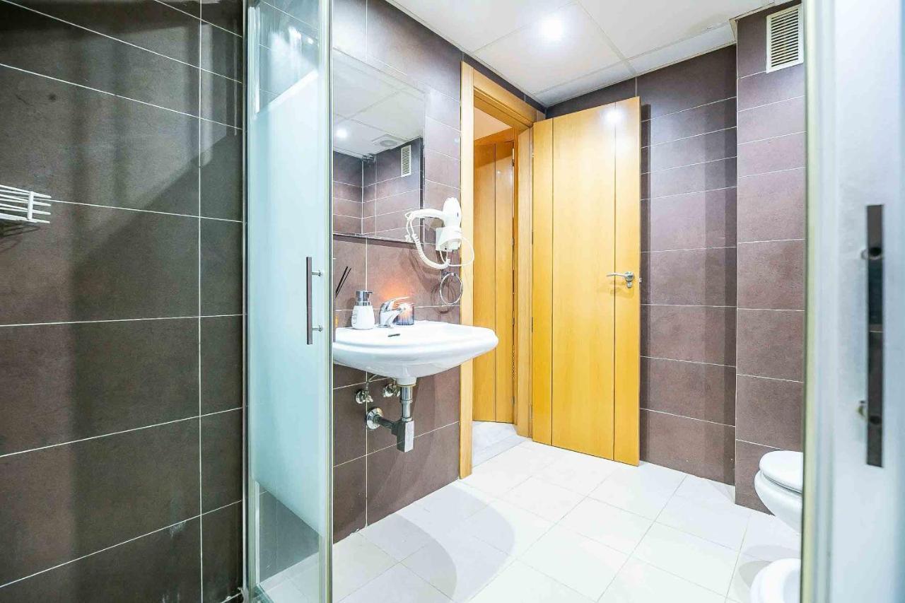 Apartamento Carlos Haya Beautiful With Parking Málaga