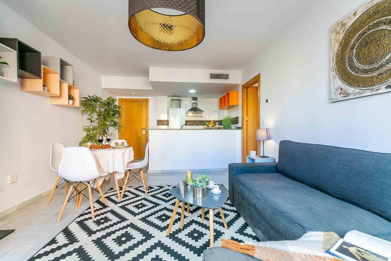 Apartamento Carlos Haya Beautiful With Parking *
