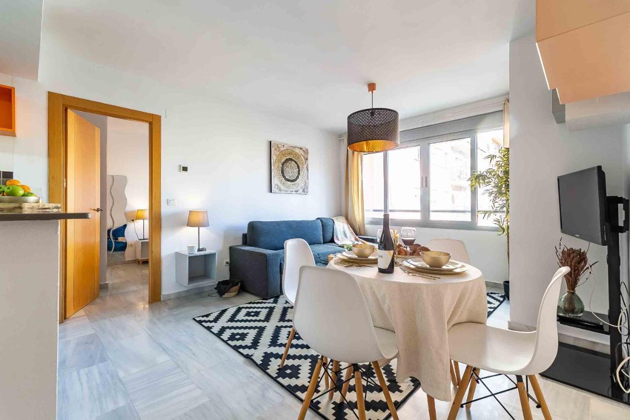 Apartamento Carlos Haya Beautiful With Parking Málaga