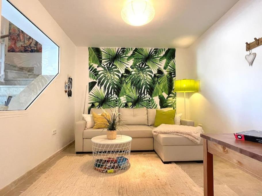 Navigolf La Cala De Mijas, Scandinavian Style 3 Bed Townhouse By Solrentspain. Сasa de vacaciones Málaga