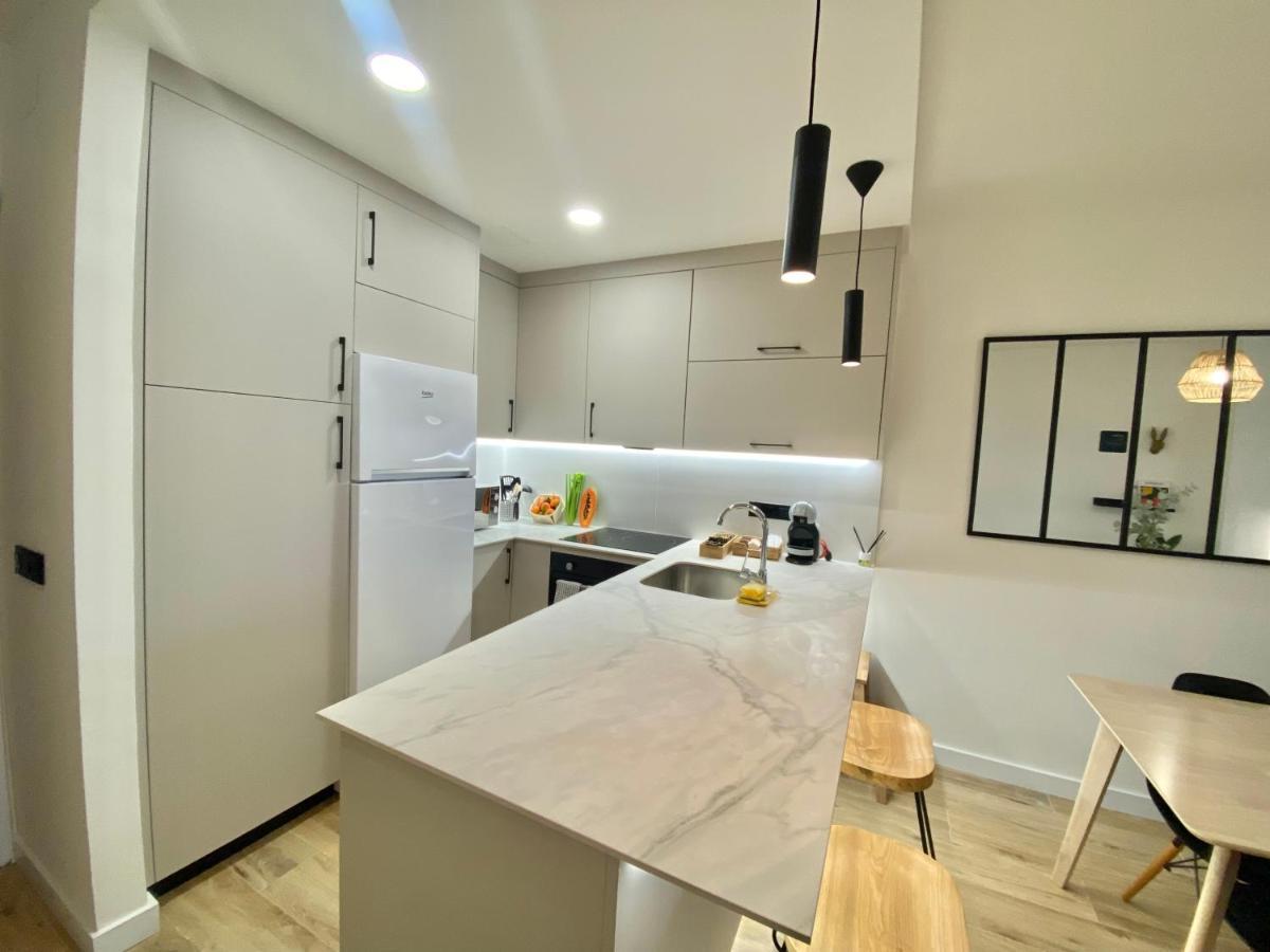 Soek Pedregalejo Seafront Holidays Homes Apartment *