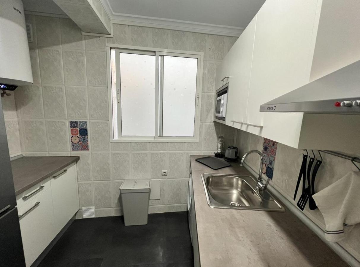Holidays2malaga 2 Bedroom Armengual De La Mota Close Shopping Center * Malaga
