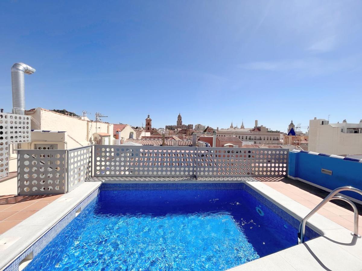Homely Carreteria Con Piscina Apartment Malaga