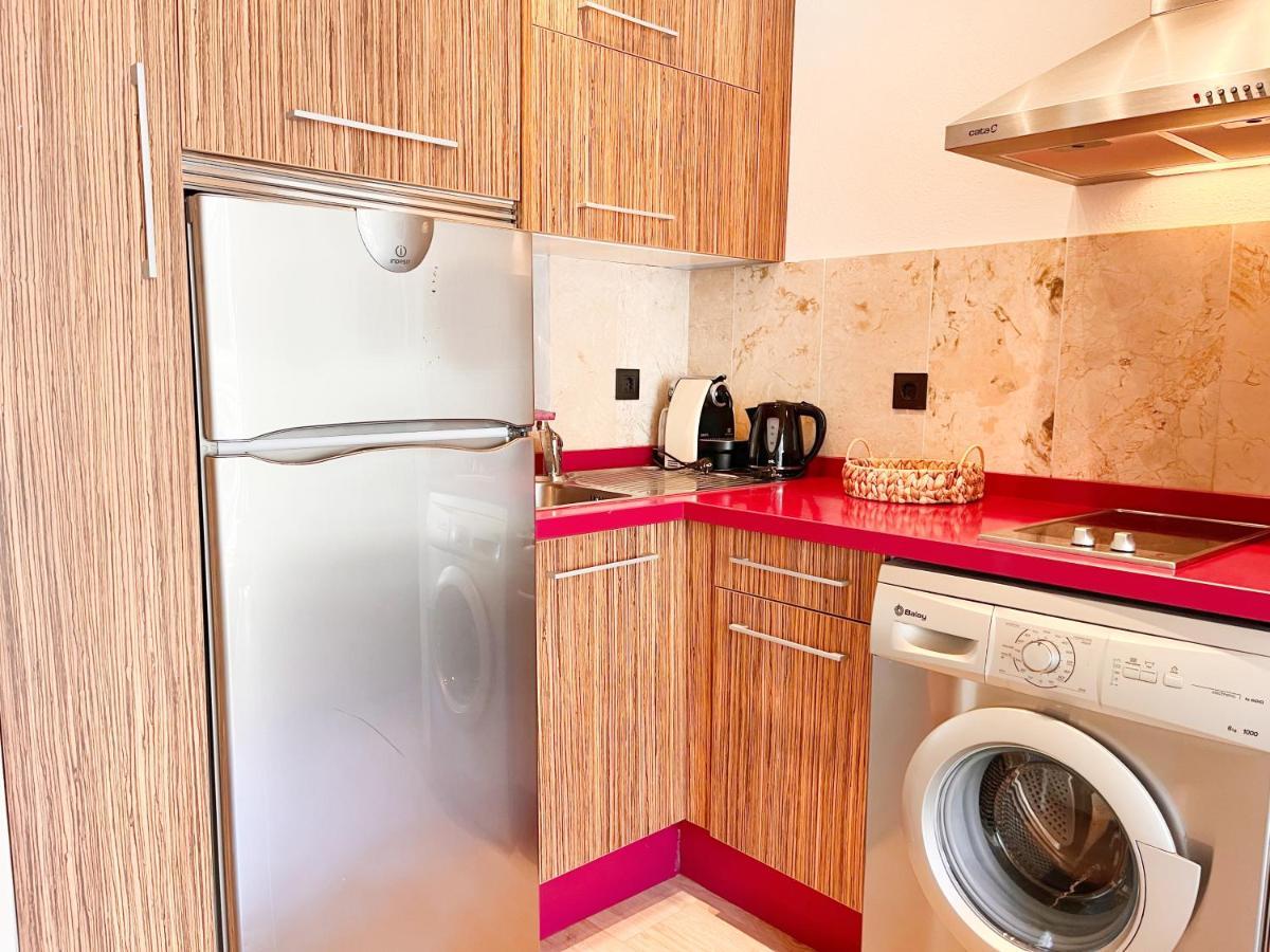 Homely Carreteria Con Piscina Apartment *