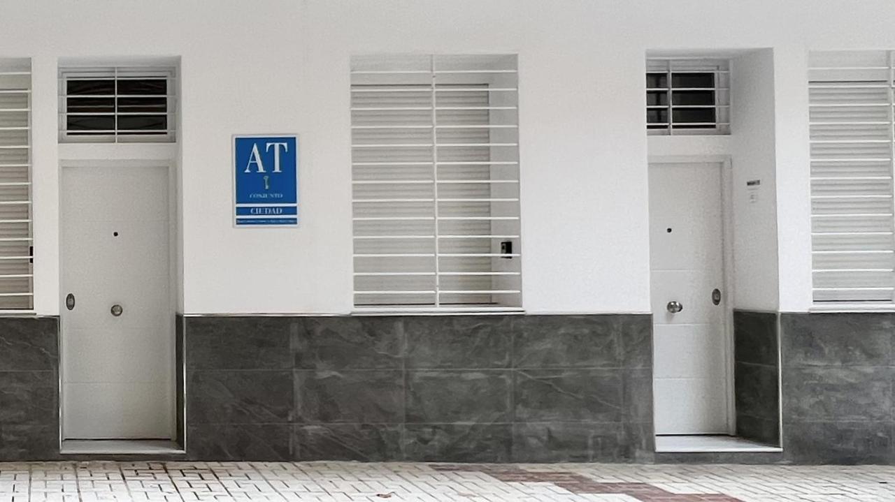 Apartment Tilos Suites-vialia *