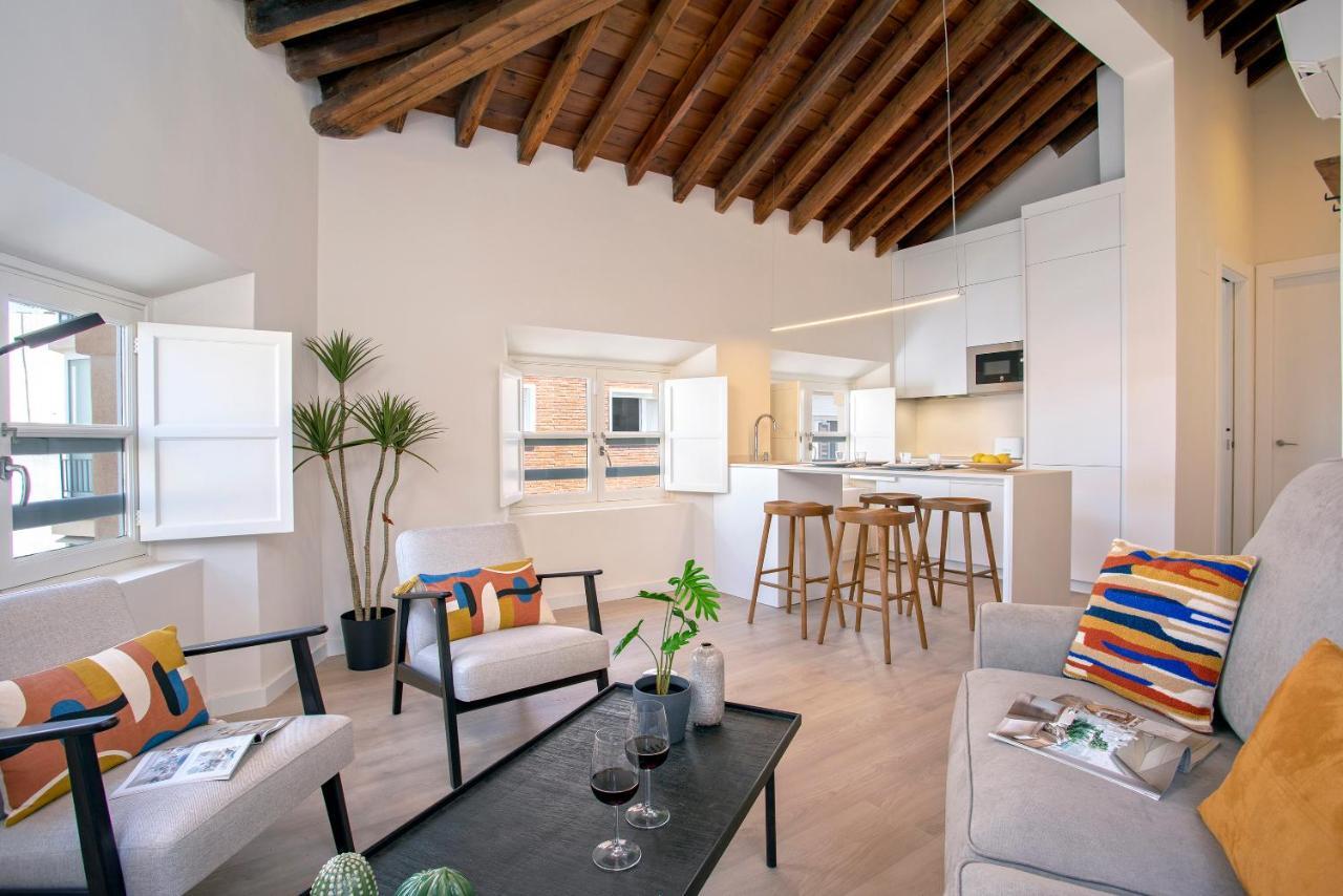 Thyssen Cisneros By Rent Me