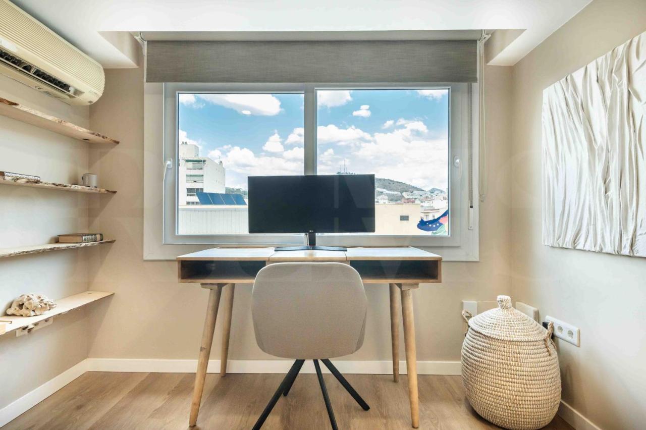 Gorgeous With Balcony - Center By Rems Apartamento *