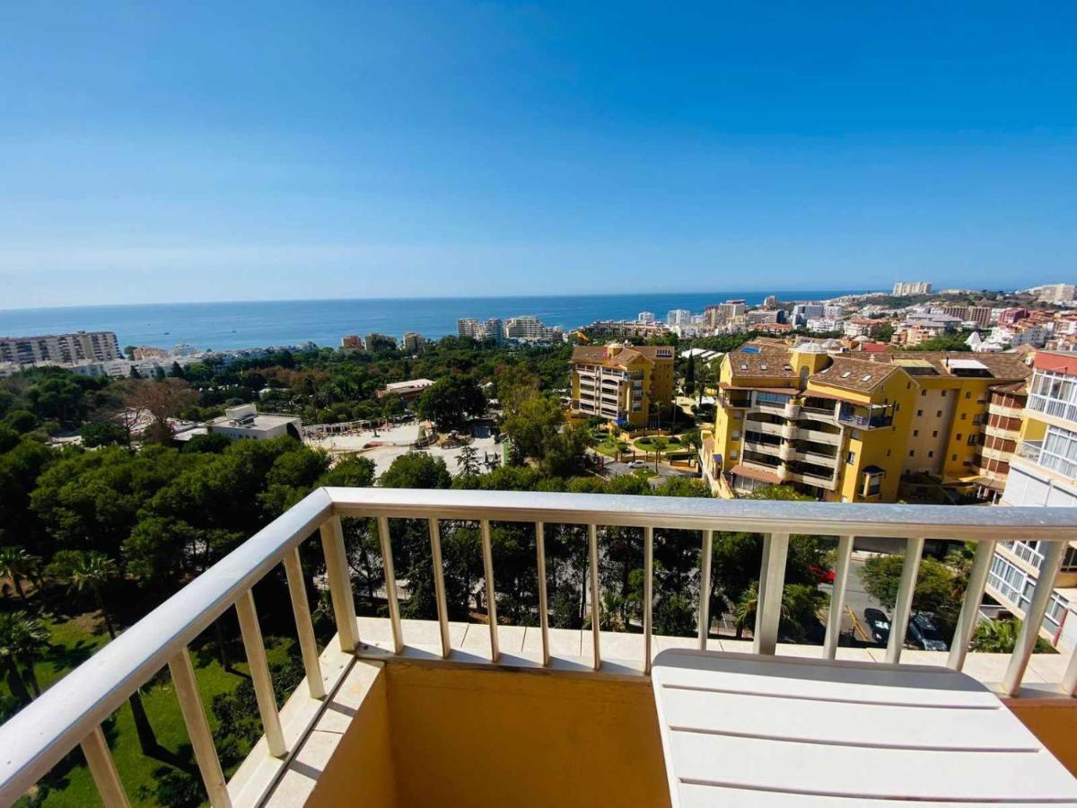 Benalmadena, With Wonderful Views Apartamento Málaga