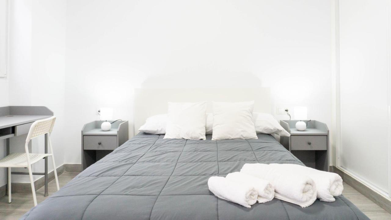 Apartment Apartamento La Paloma B Malaga