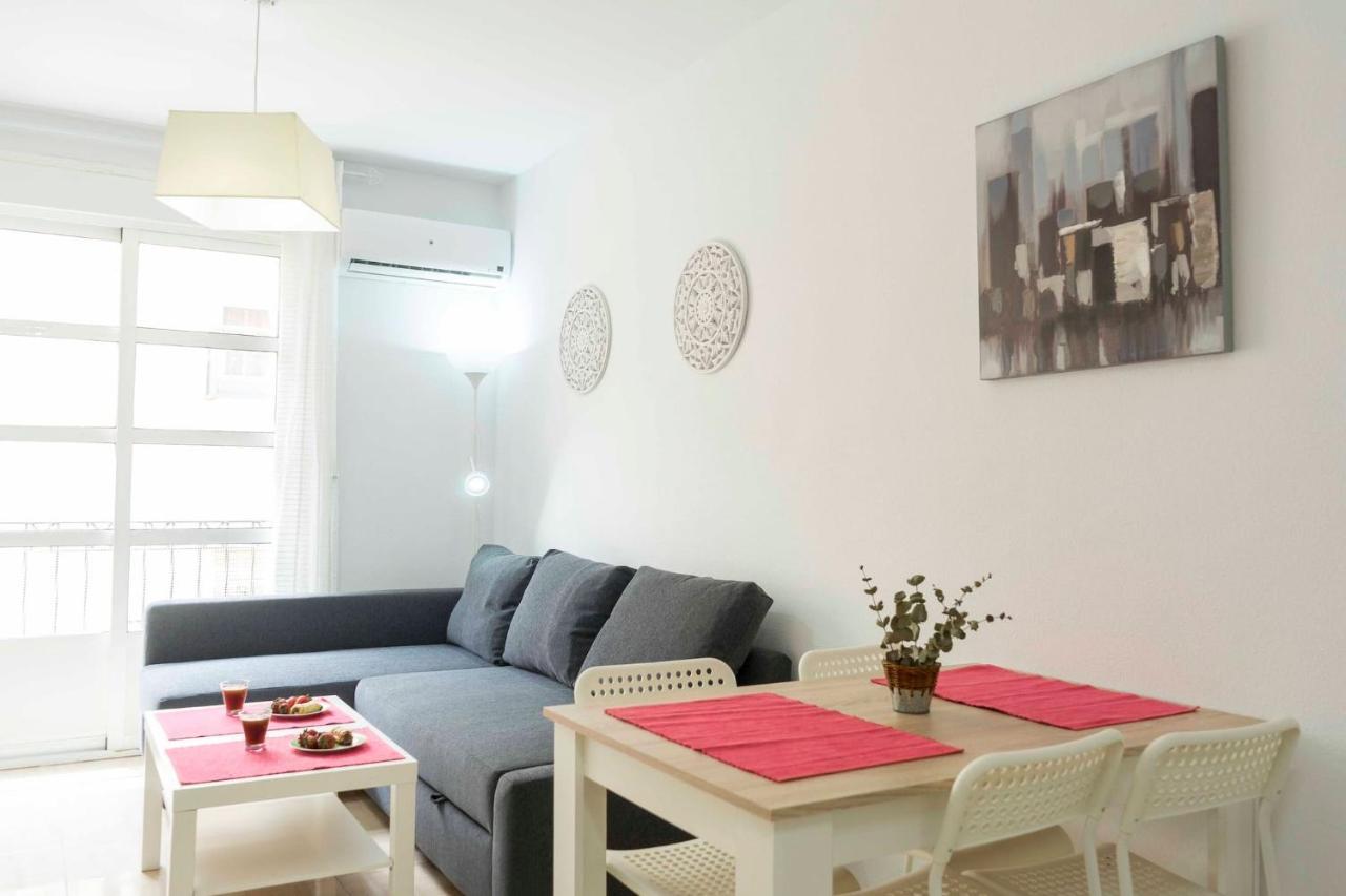 Estupendo De Habitación En Apartamento *
