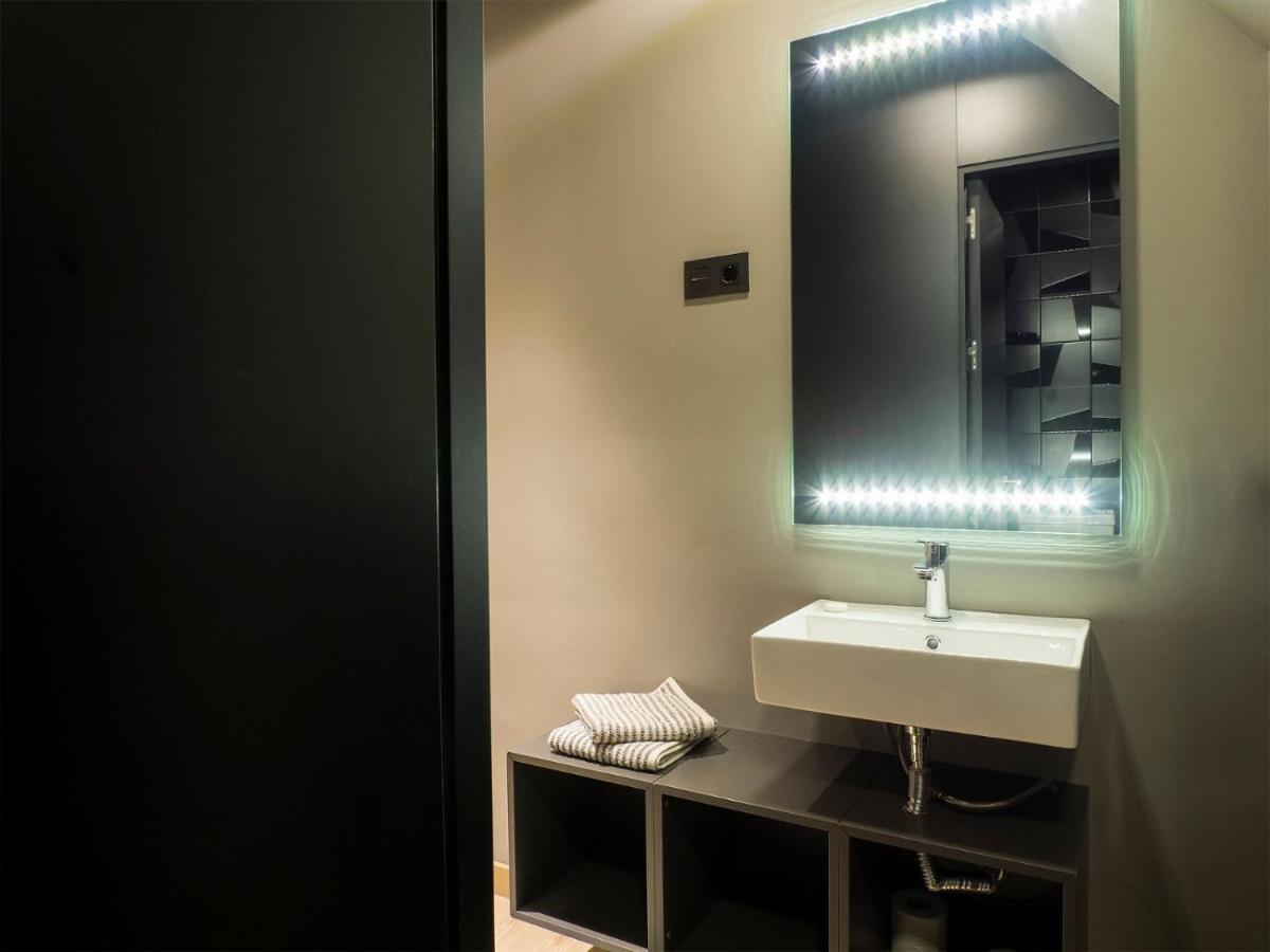 Homely Jinetes Loft Apartment
