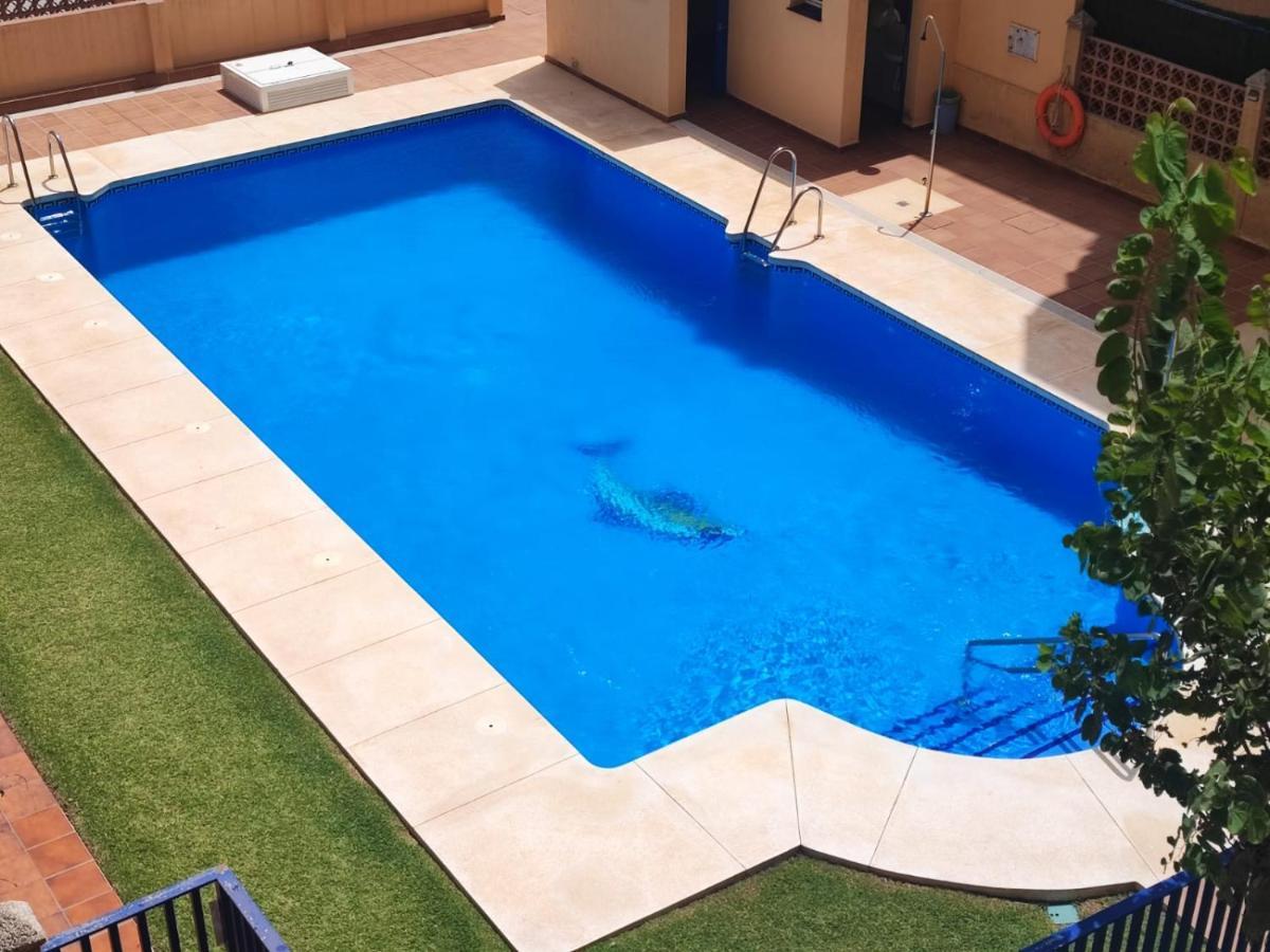 Apartamento Casa Playa Guadalmar, Beautiful In Front Of The Sea, Wifi, Ac, Smart Tv, Private Parking *