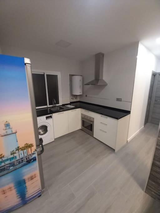 Family Flat Close To The Centre-v-estrell Apartamento *