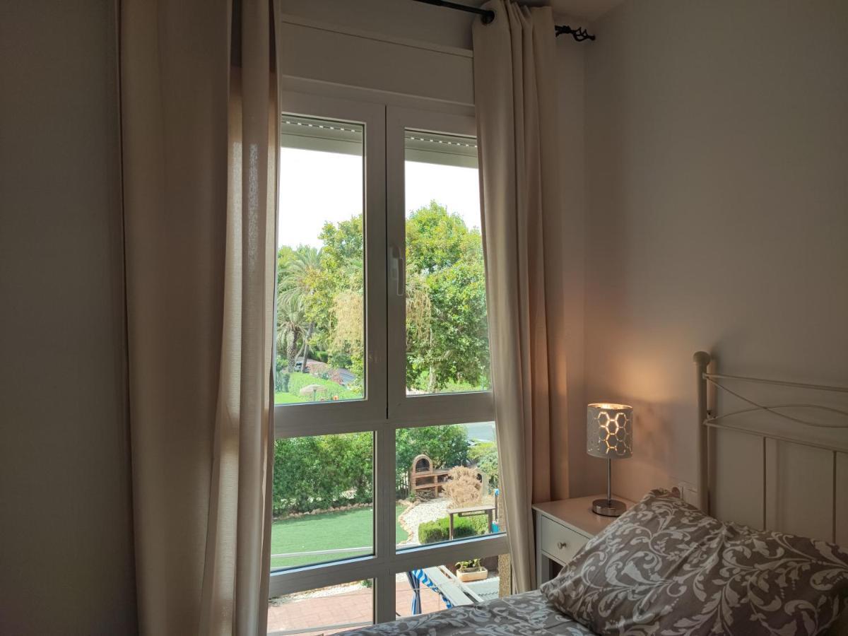 Casa Playa Guadalmar, Beautiful In Front Of The Sea, Wifi, Ac, Smart Tv, Private Parking * Málaga