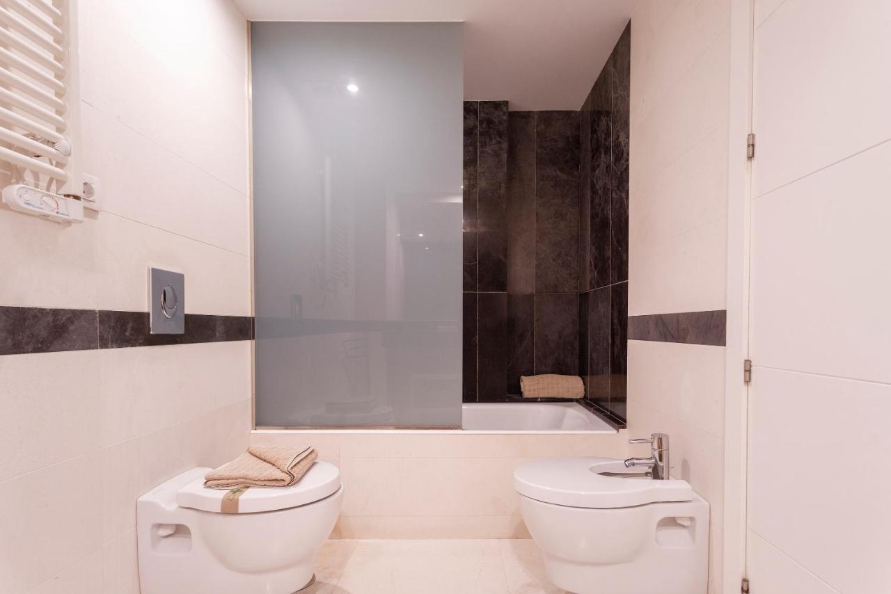 Apartamento Acogedor Junto A La Catedral By Rent Me