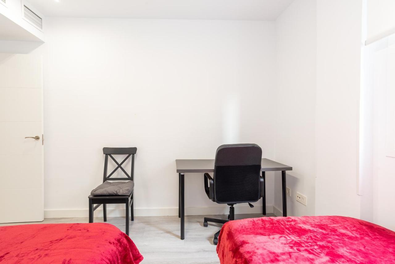 Modern Near Huelin & Free Parking