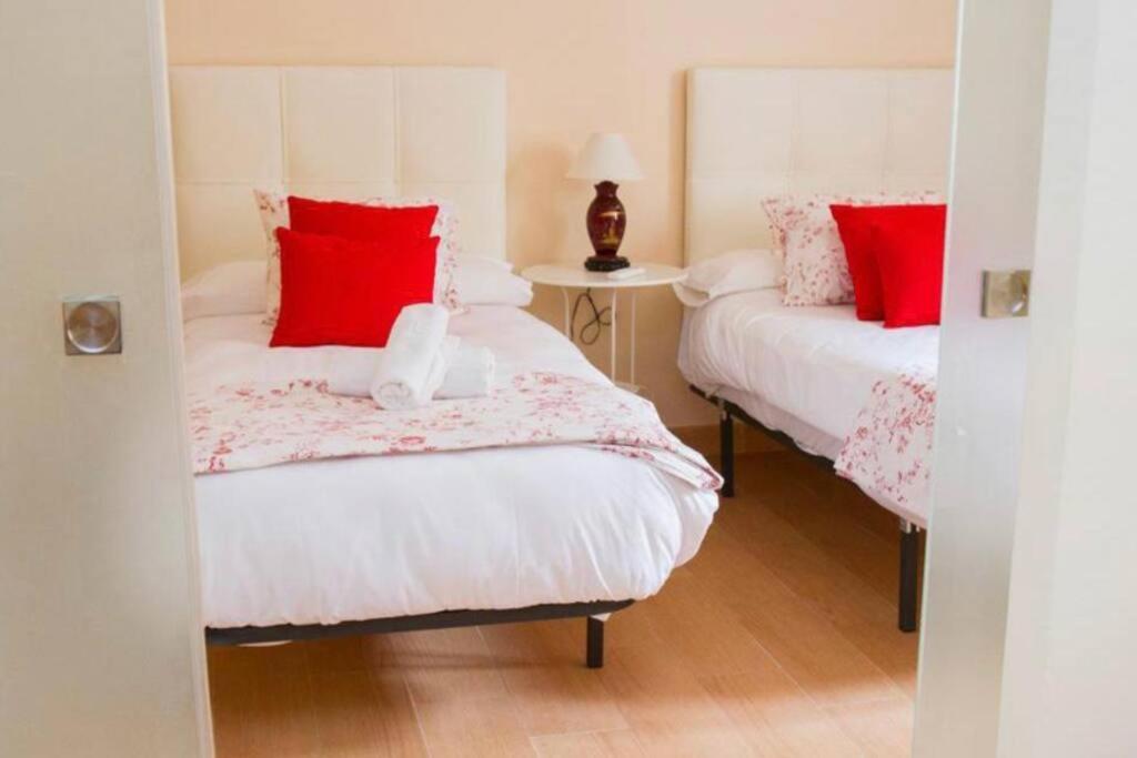 Piso Junto A La Catedral, 4-5 Personas Apartamento *
