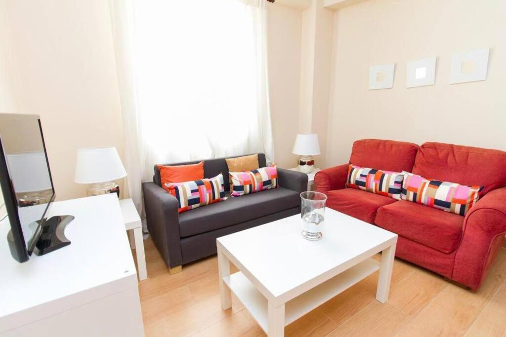 Apartamento Piso Junto A La Catedral, 4-5 Personas