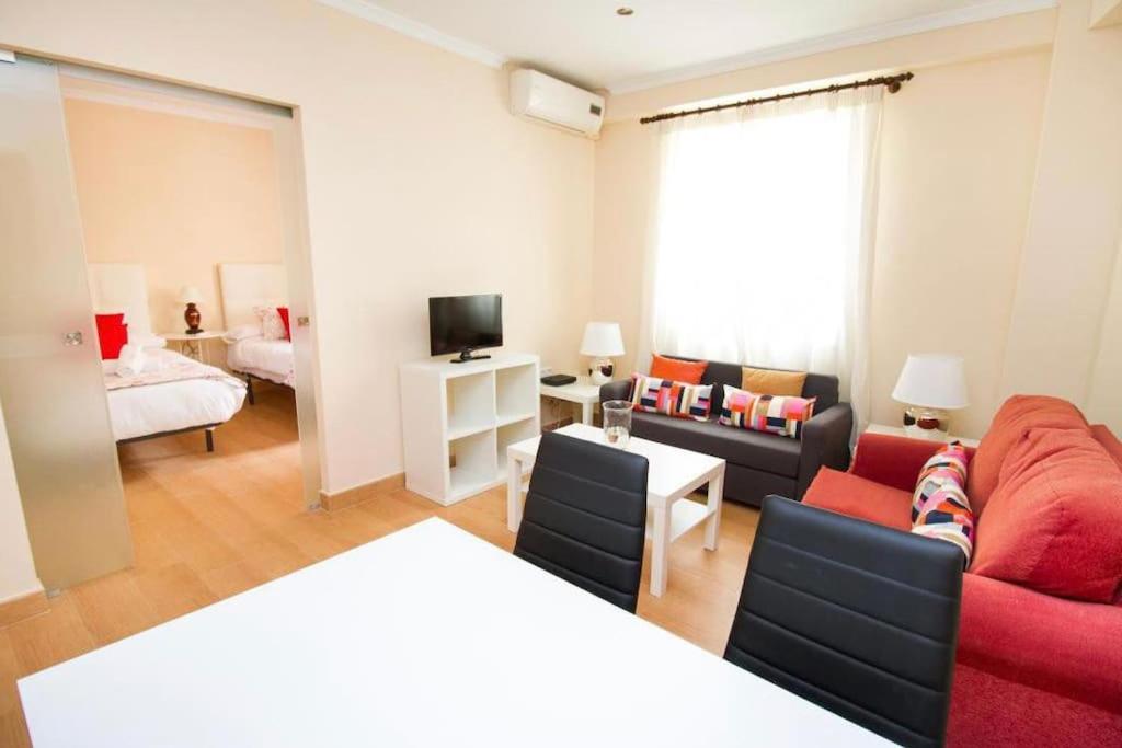 Piso Junto A La Catedral, 4-5 Personas Málaga
