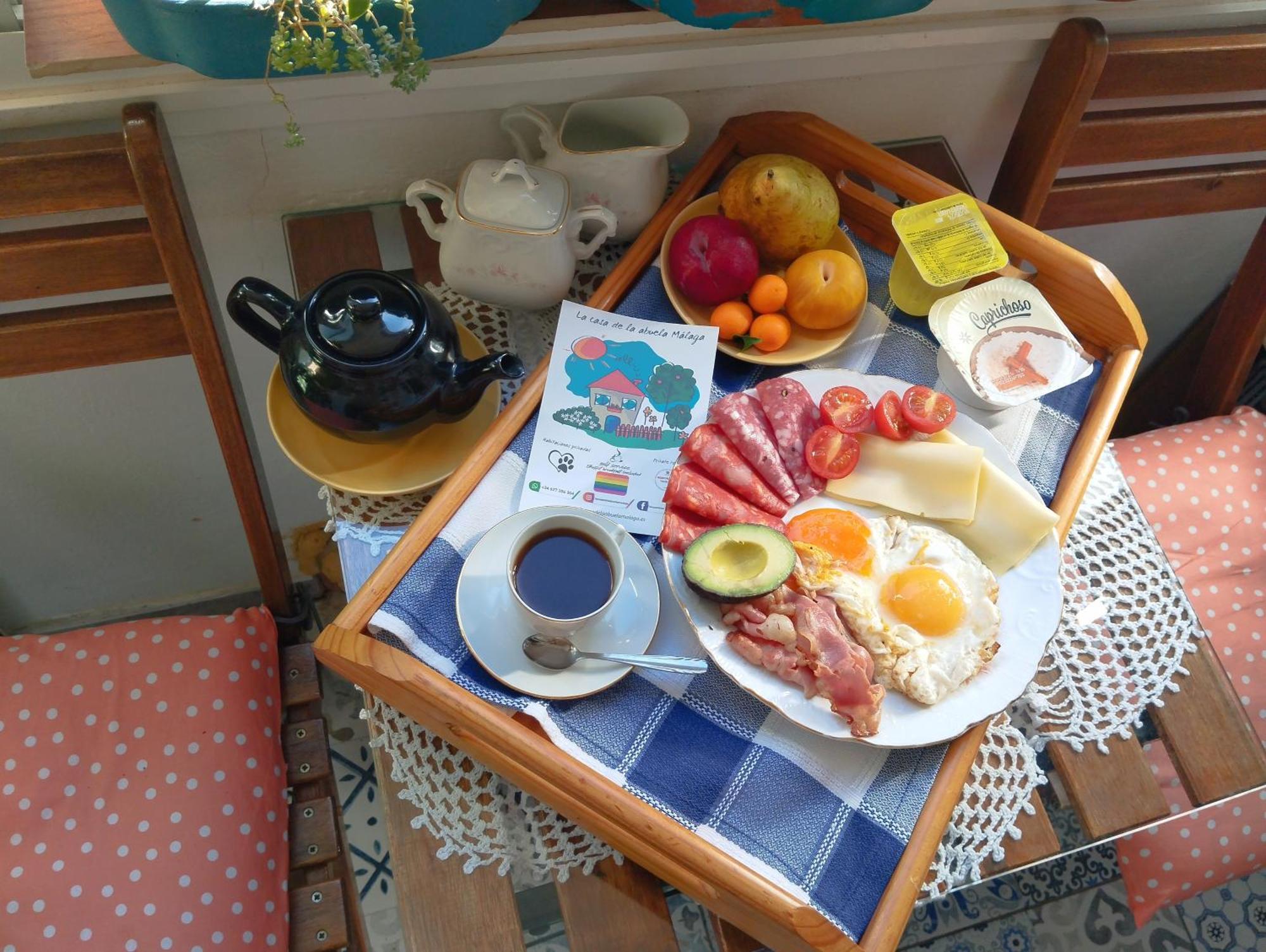 Habitación en casa particular La Casa De La Abuela Rosy Málaga