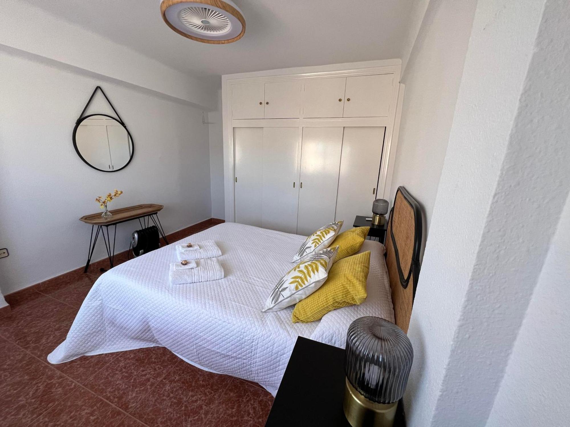 Gran Con Parking Gratis Centro De Apartamento