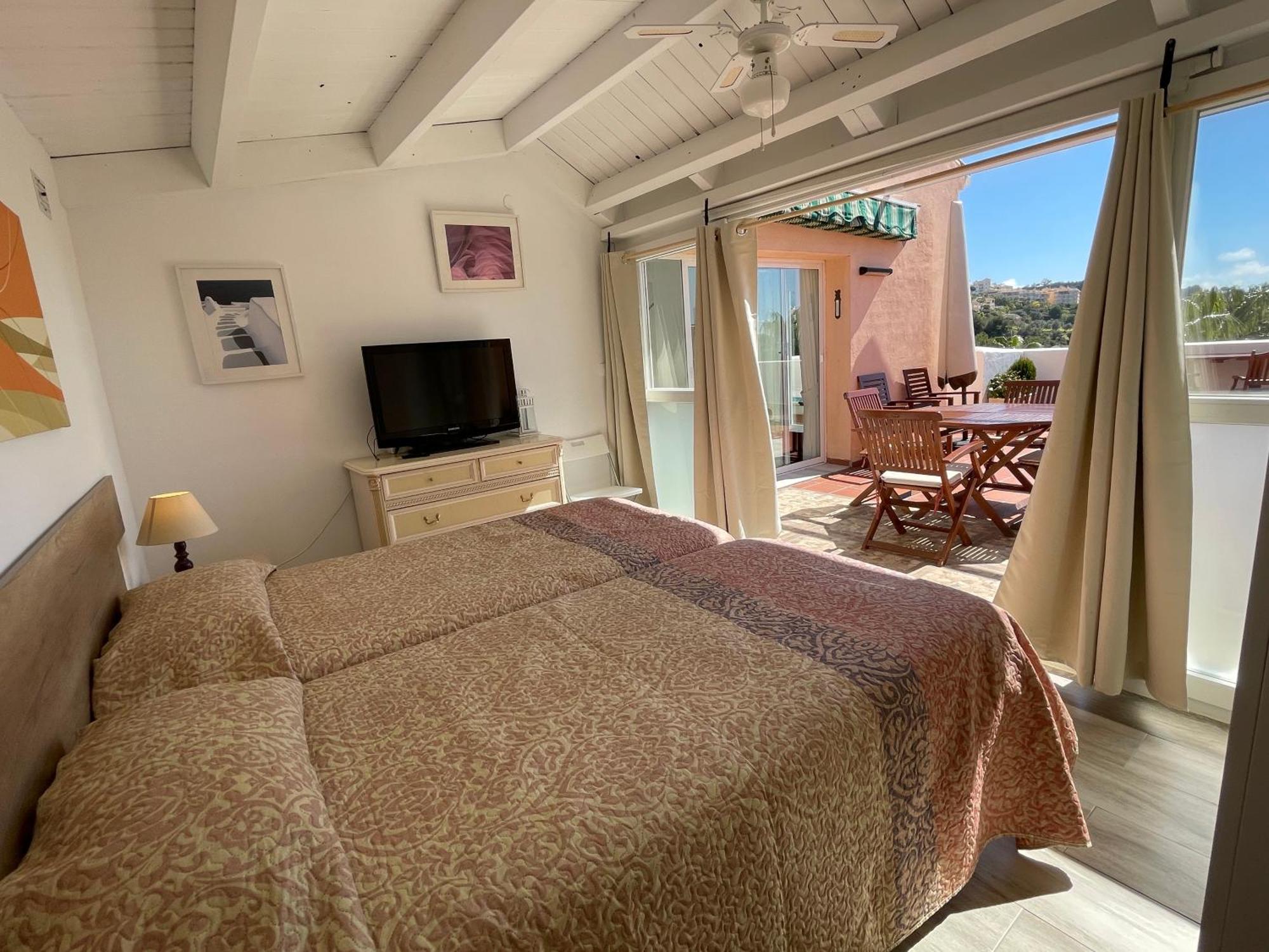 Apartamento Estupendo Atico En Alhaurin Golf