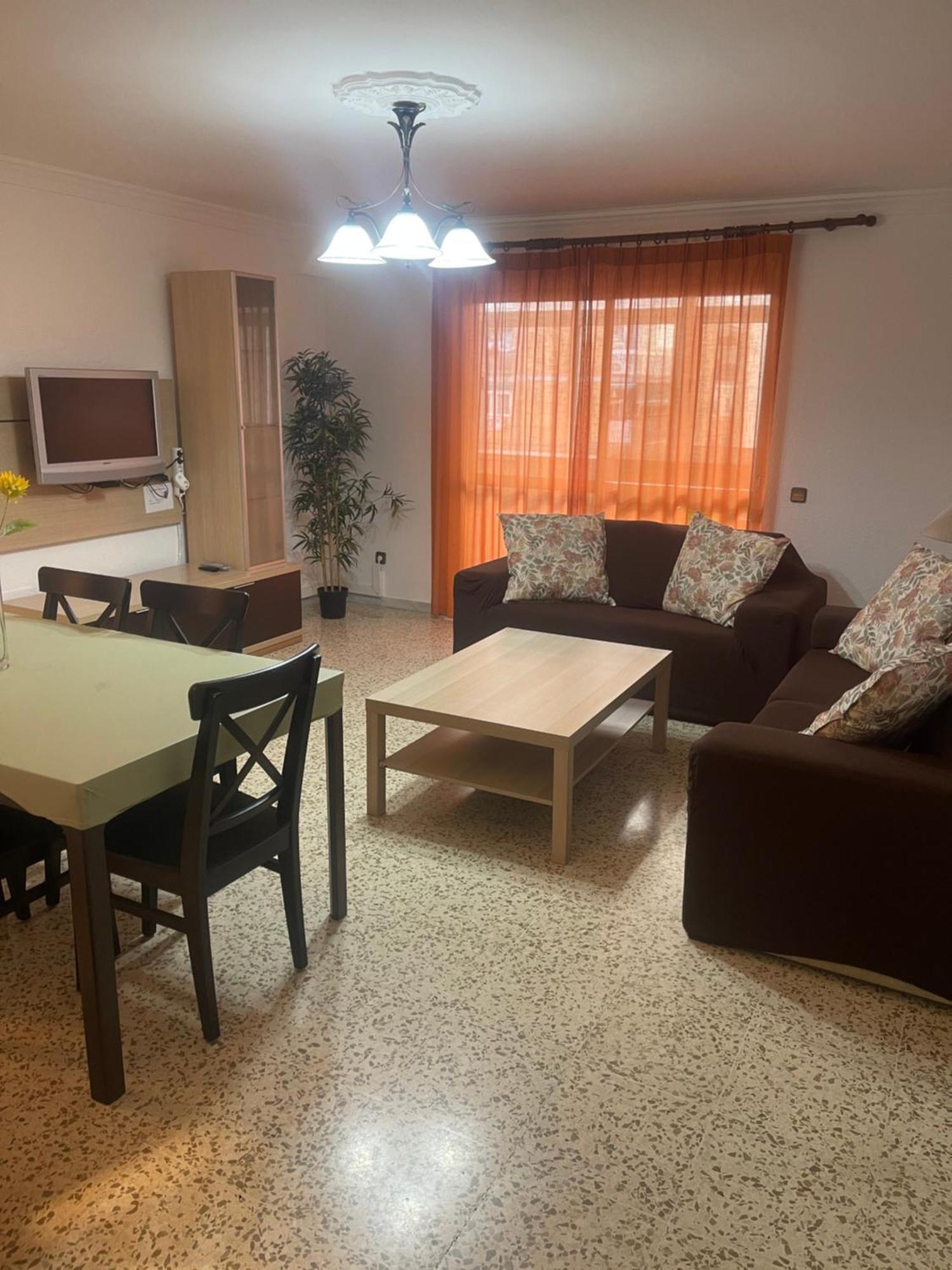 Gran Y Magnífico En Apartamento *