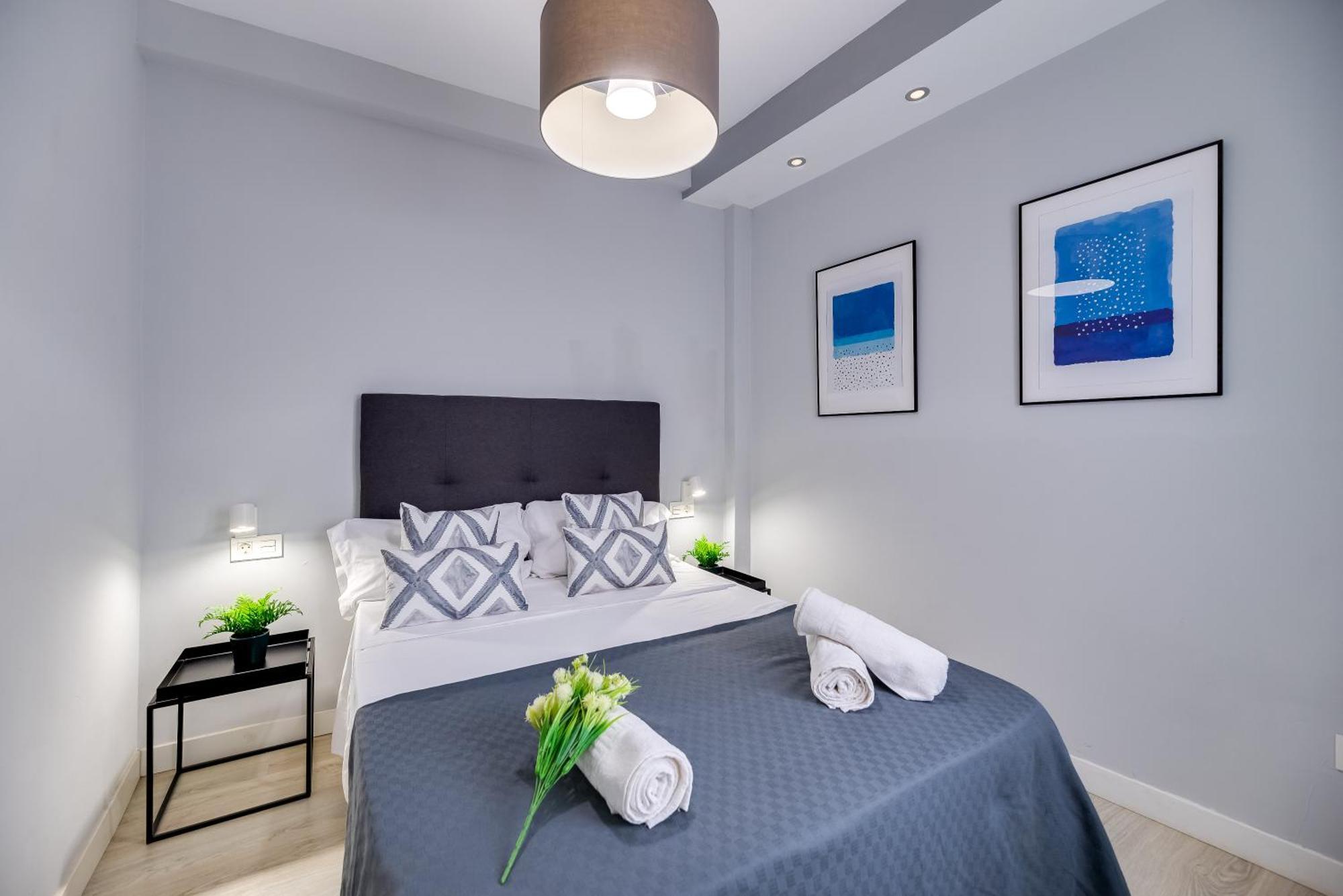 Xpce Merced Square - Picasso Apartamento