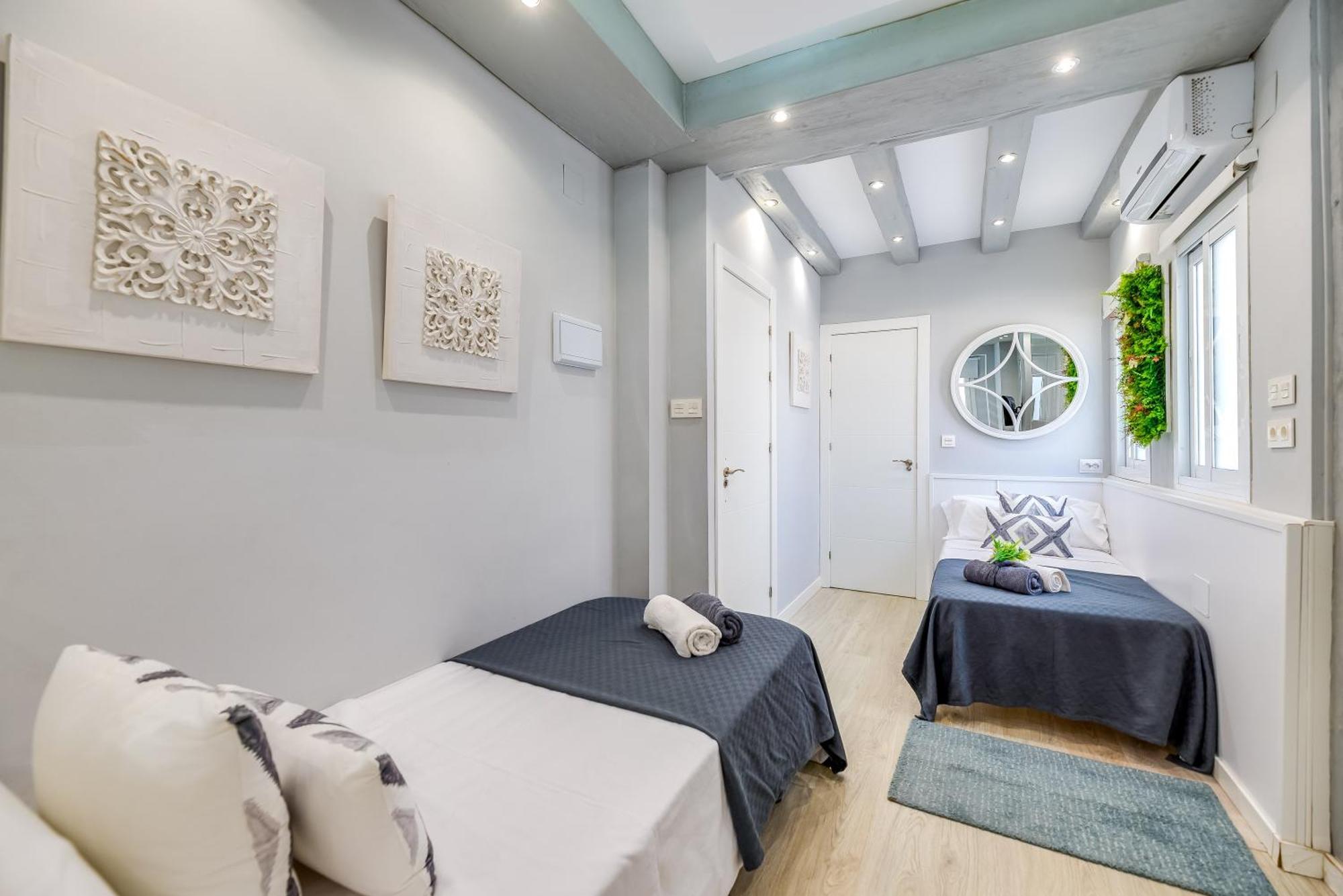Xpce Merced Square - Picasso Apartamento