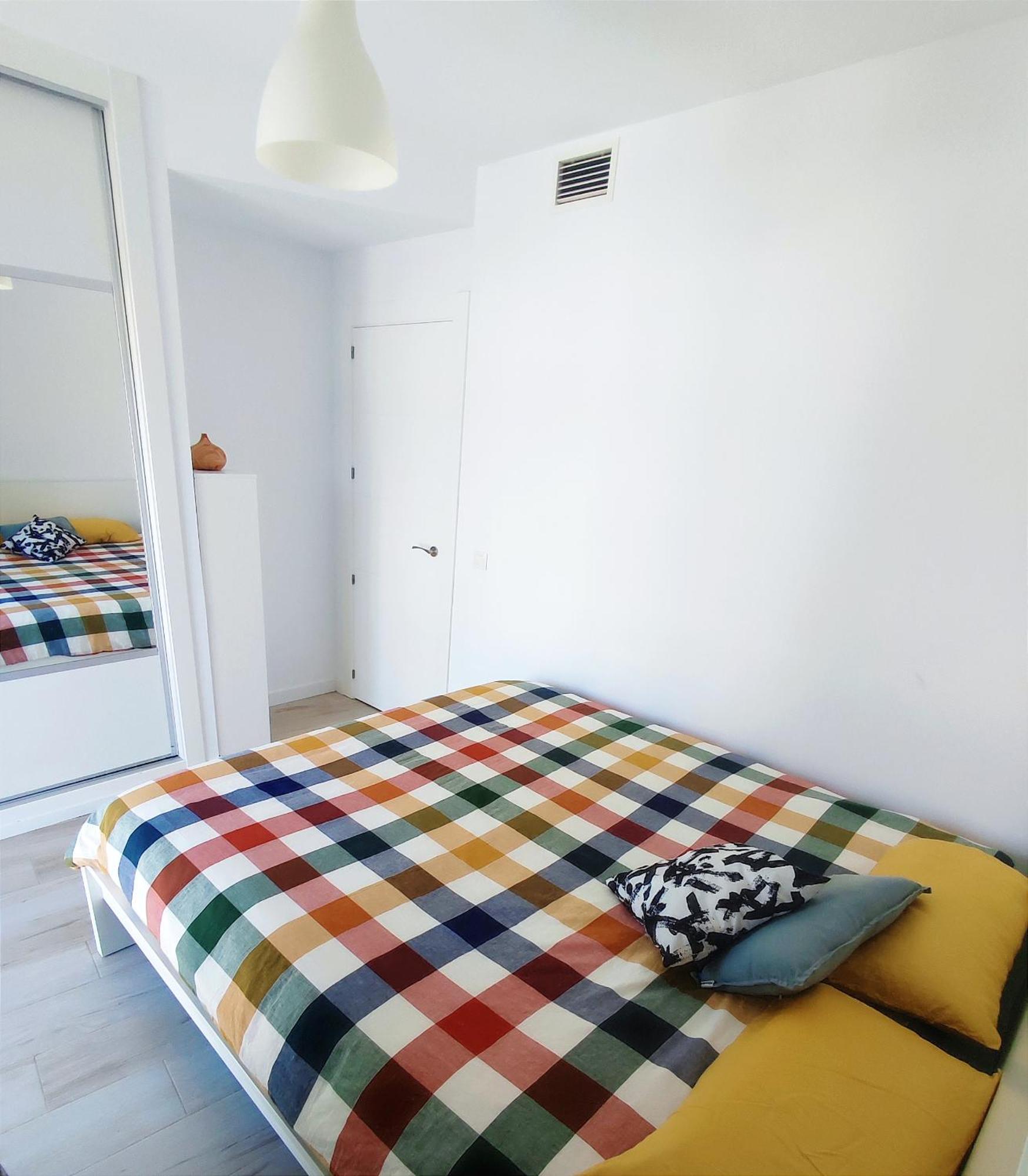 Apartment Bright In