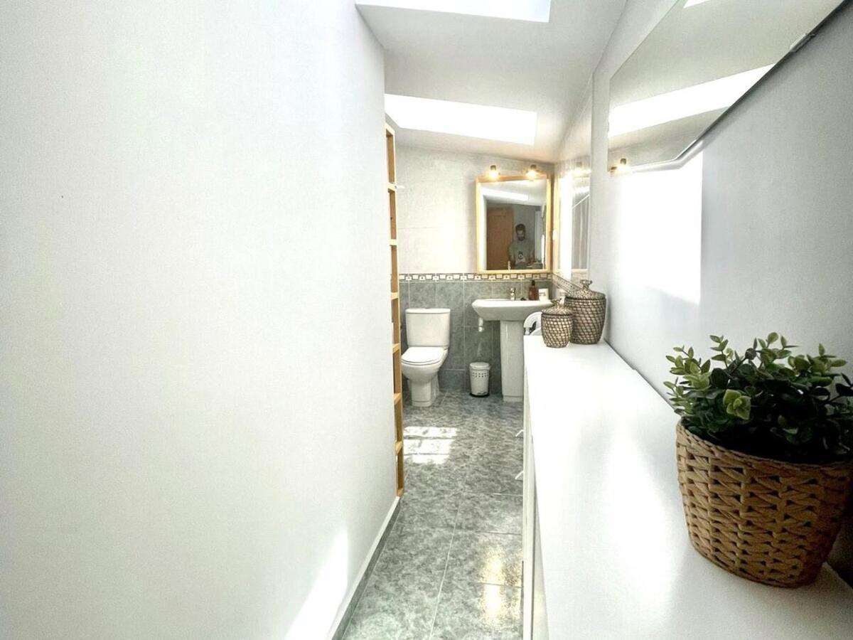 Calu Homes Duplex Cerca Playa De Huelin * Málaga