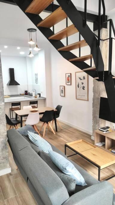 Apartamento Duplex Nueva Construccion En Malaga-centro *