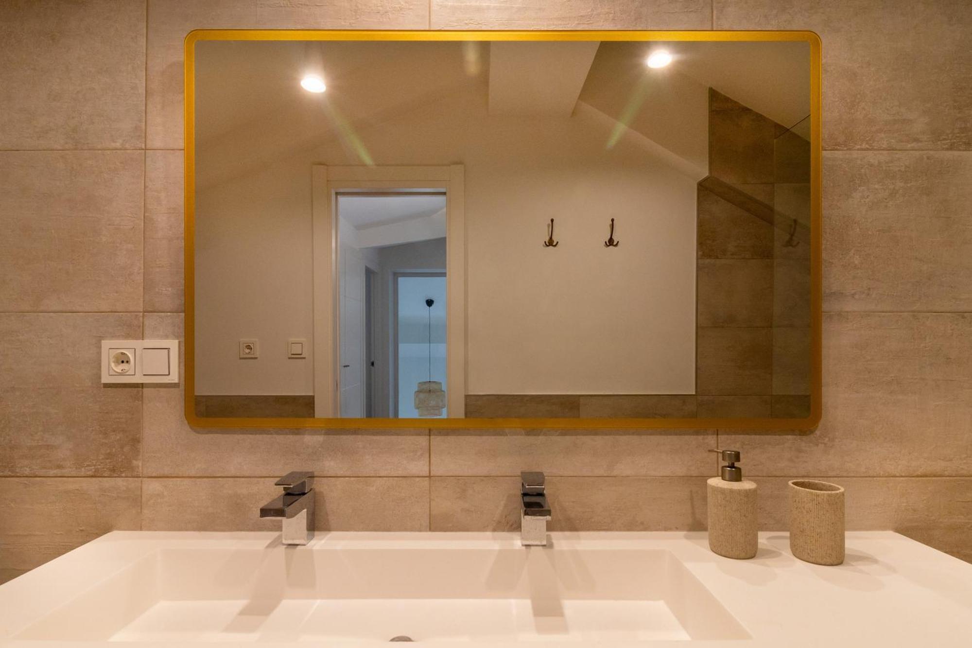 Apartamento Nt Luxury Duplex With Terrace & Parking Málaga