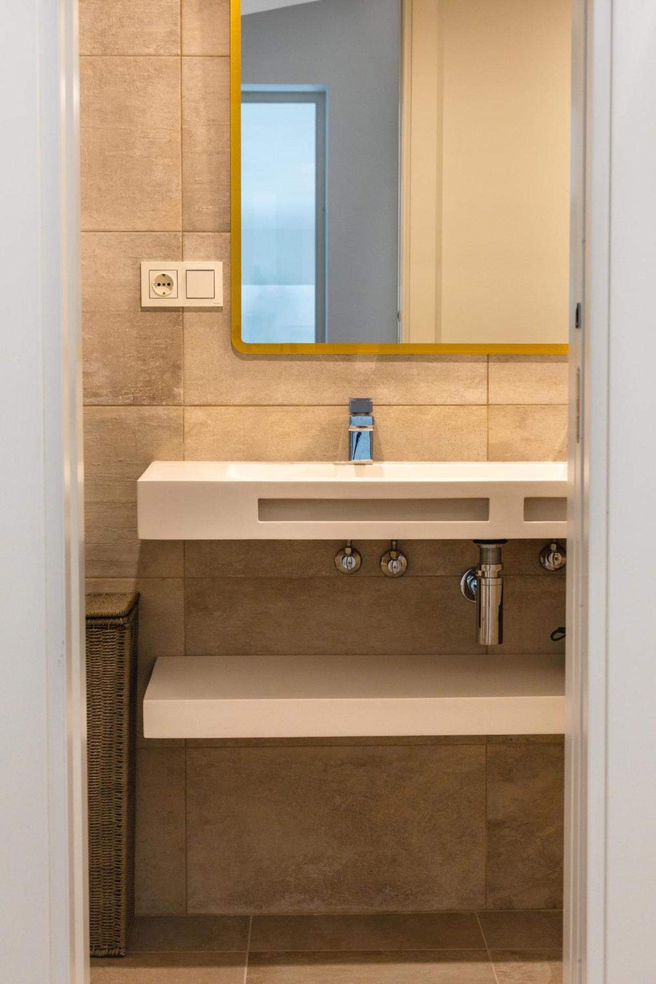 Nt Luxury Duplex With Terrace & Parking *