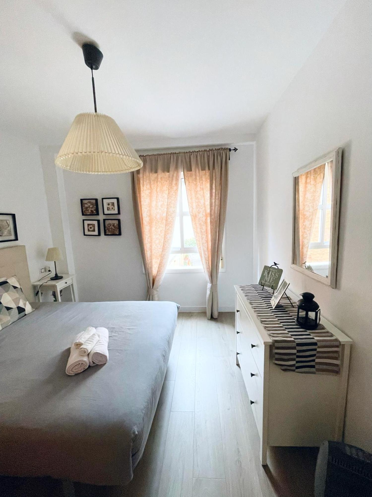 Apartment Centrico Piso Con Parking Disponible By Bebalmy Malaga