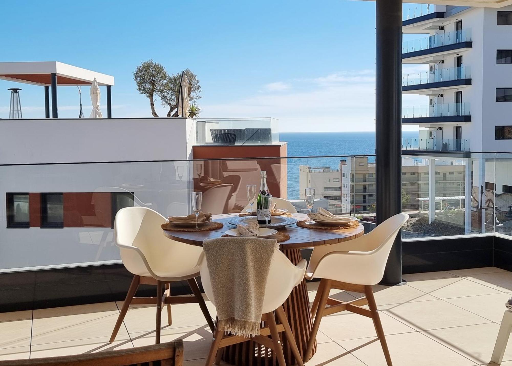 Beautiful Middel Views With Pool And Gym Apartamento Málaga
