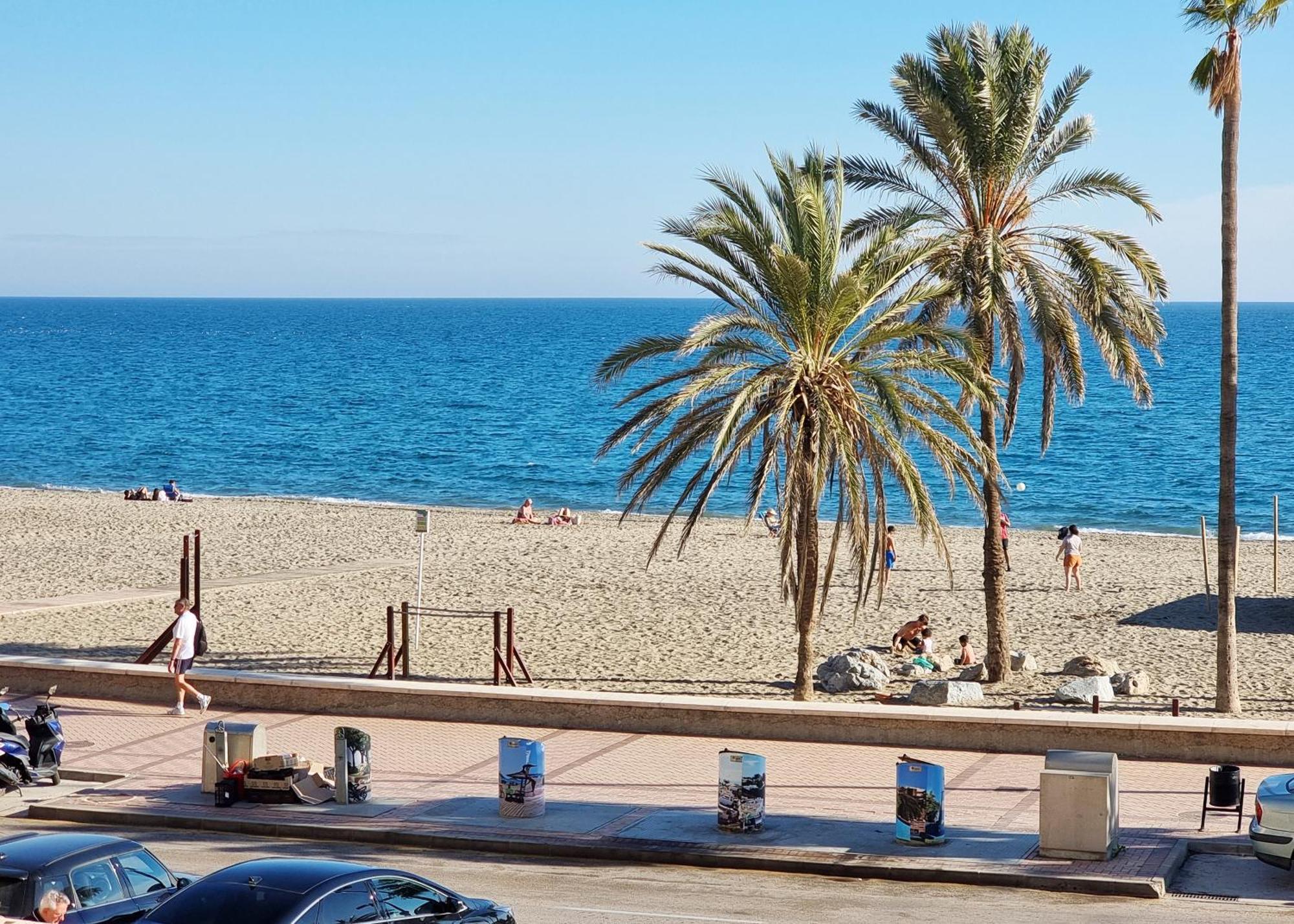 Beautiful Middel Views With Pool And Gym Málaga