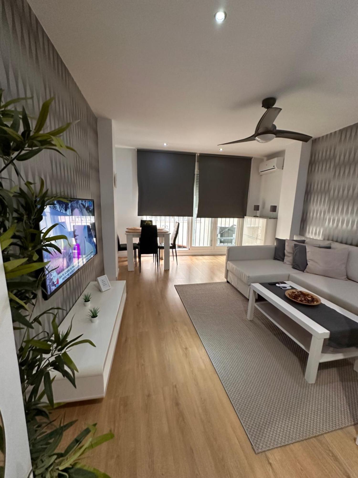 Carreteria Deluxe Apartment Malaga
