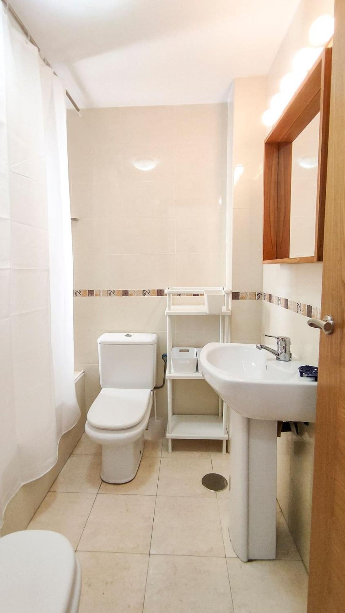 Estupendo De Habitación En *